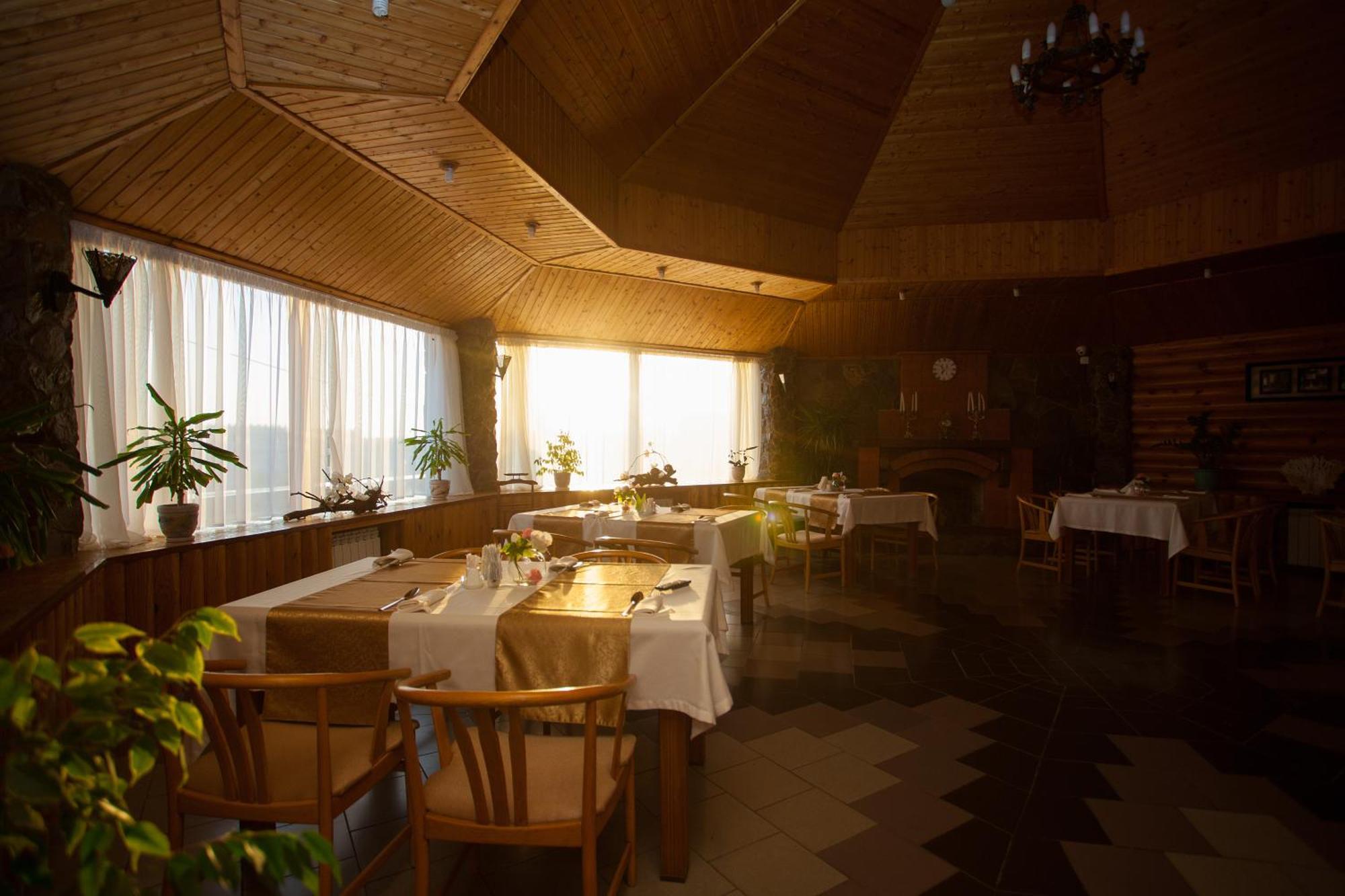 Rahat Hotel อัคเทา ภายนอก รูปภาพ